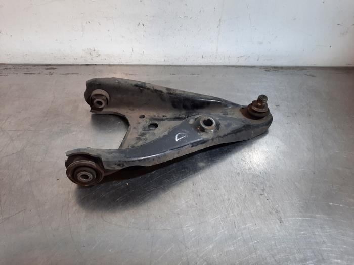 Bras de suspension avant droit Renault Express