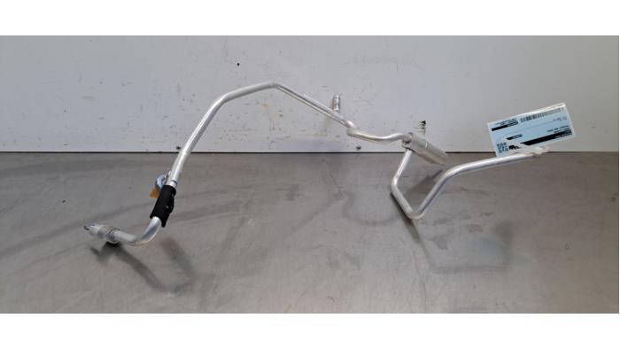 Tuyau clim Peugeot 308