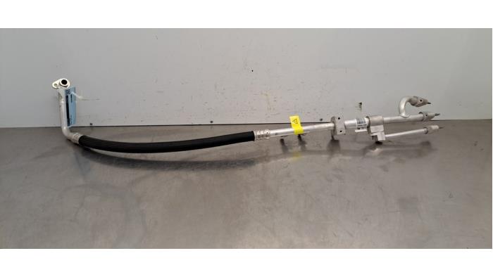 Tuyau clim Peugeot 308