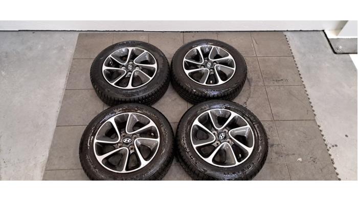 Kit jantes + pneumatiques Hyundai I10