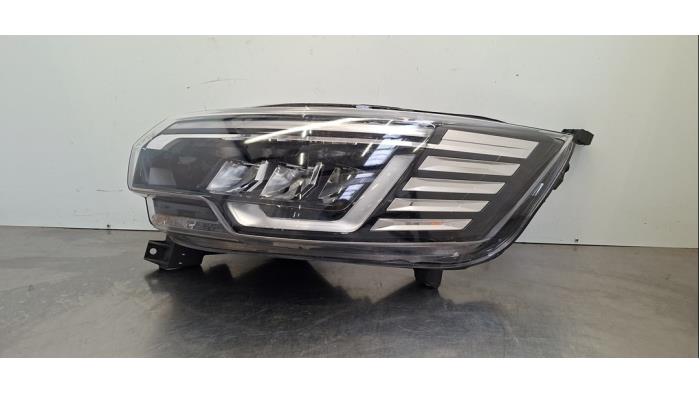 Phare gauche Renault Trafic