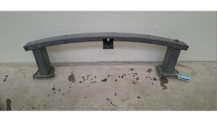 Cadre pare-chocs avant Renault Trafic