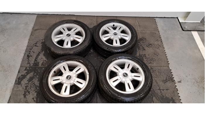 Kit jantes + pneumatiques Mini Cooper