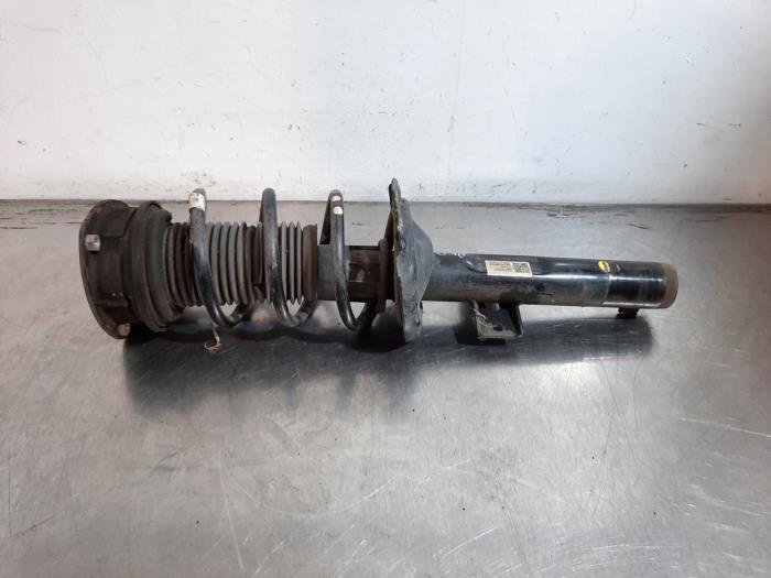 Amortisseur avant droit Skoda Scala