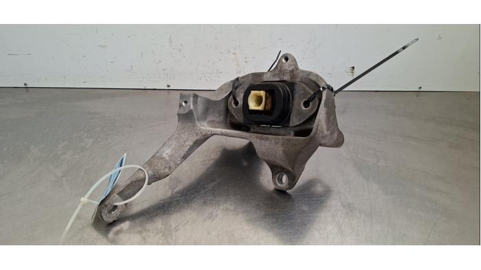 Support moteur Mercedes Vito