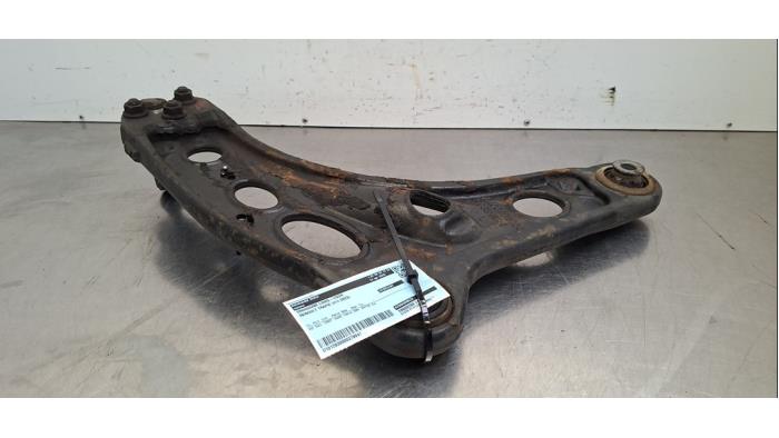 Bras de suspension avant gauche Renault Trafic