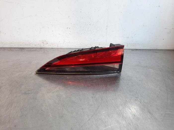 Feu arrière droit Skoda Scala