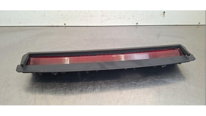 Feu de freinage supplémentaire centre Tesla Model 3