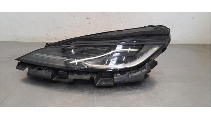 Phare gauche Tesla Model 3