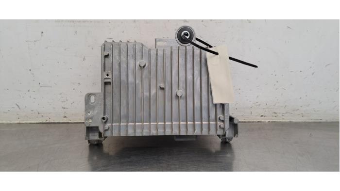 Ordinateur contrôle fonctionnel Tesla Model 3