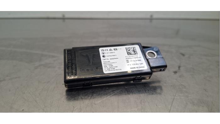 Module (divers) Tesla Model 3