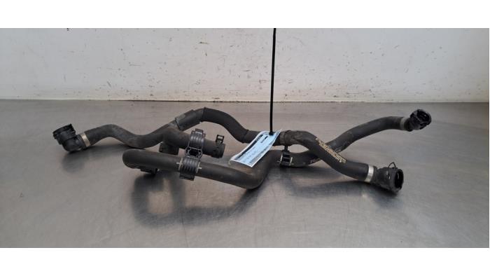 Tuyau radiateur Mercedes G-Klasse