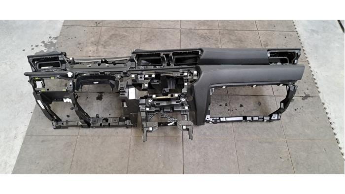 Tableau de bord Peugeot 508