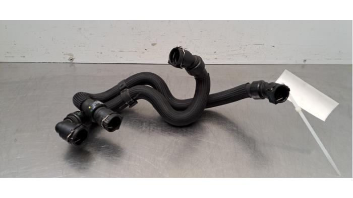 Tuyau radiateur Peugeot 3008