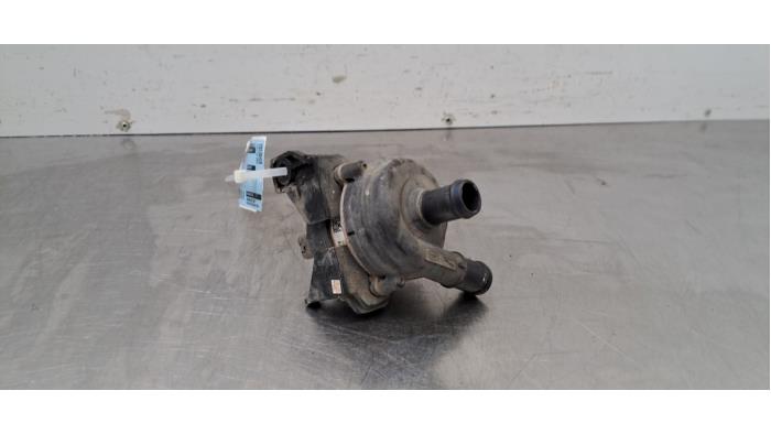 Pompe à eau supplémentaire Jaguar F-Pace