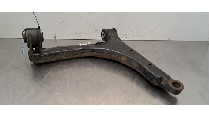 Bras de suspension avant droit MAN TGE