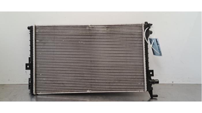 Radiateur Dacia Duster