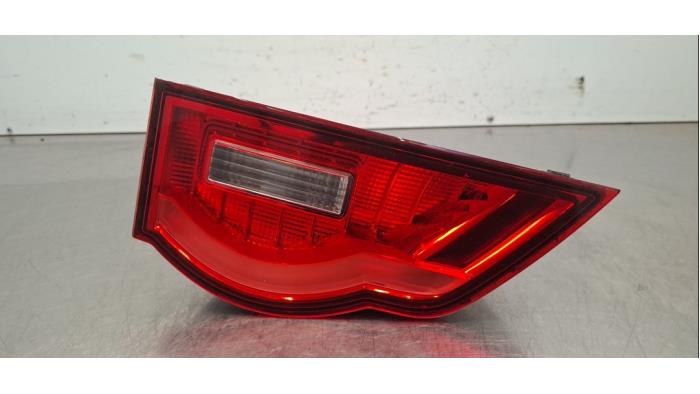 Feu arrière gauche Jaguar F-Pace