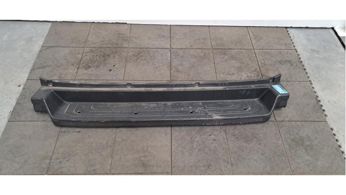 Pare-chocs arrière MAN TGE