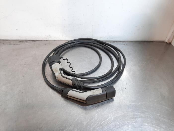 Câble de recharge hybride Citroen 