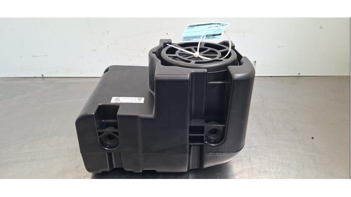 Caisson de graves Audi Q4