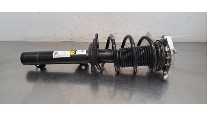 Amortisseur avant droit Audi Q4