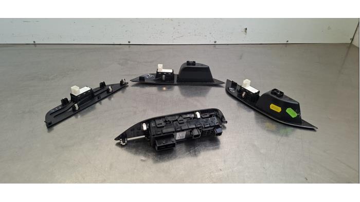 Commutateur combi vitres Peugeot 2008