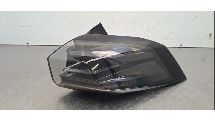 Feu arrière droit Peugeot 2008