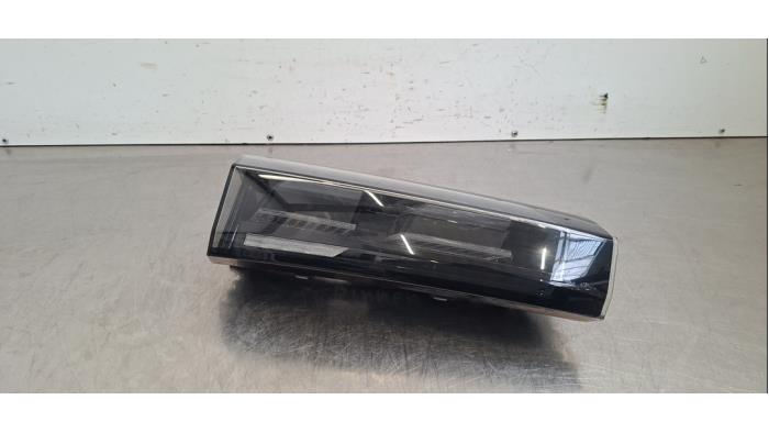 Feu arrière gauche Peugeot 2008