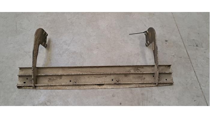 Marchepied arrière MAN TGE