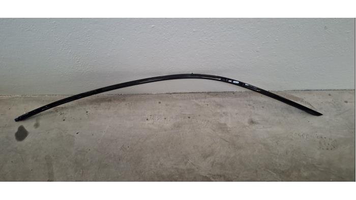 Montant de toit droit BMW 4-Série