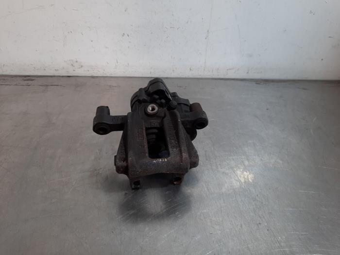 Etrier de frein (pince) arrière gauche Audi A3