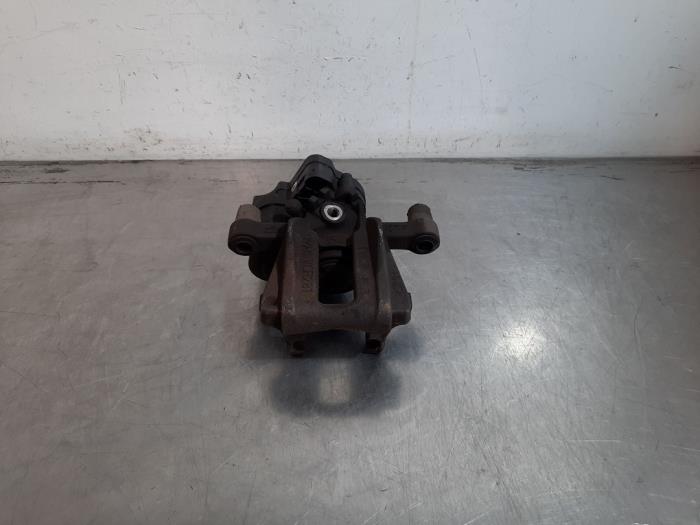 Etrier de frein (pince) arrière droit Audi A3
