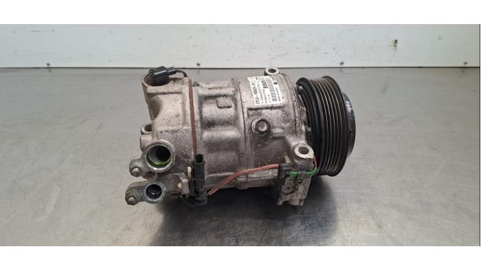 Pompe clim Jaguar F-Pace