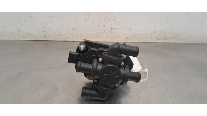 Robinet chauffage électrique Audi Q8