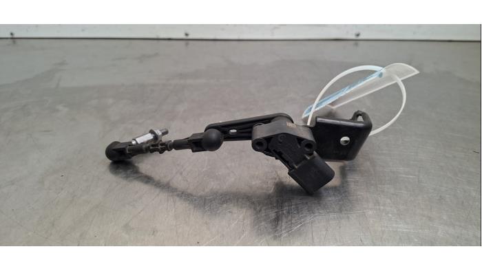 Régulateur d'hauteur Xenon Audi Q8