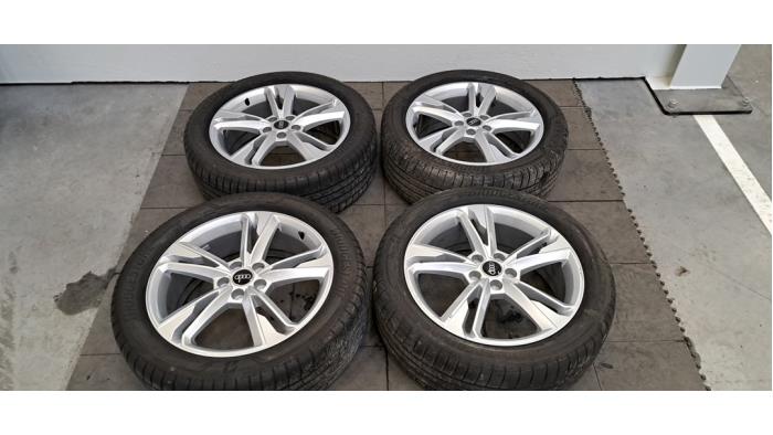 Kit jantes + pneumatiques Audi Q3