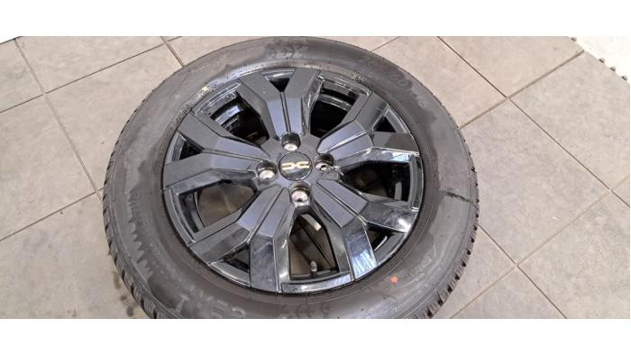 Jante + pneu d'hiver Dacia Jogger