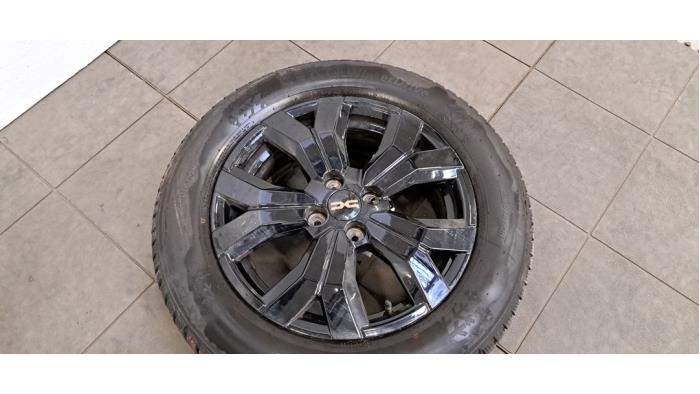 Jante + pneu d'hiver Dacia Jogger