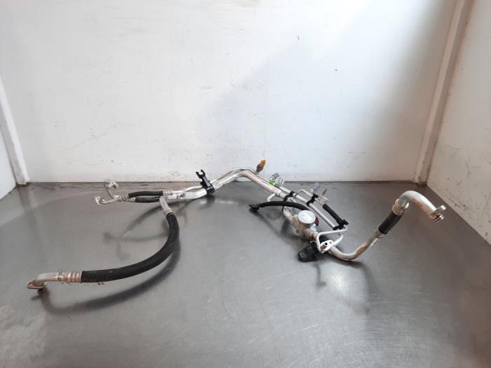 Tuyau clim Opel Corsa