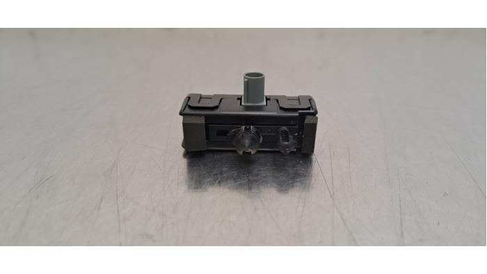 Antenne amplificateur Audi Q8