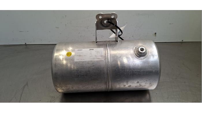 Réservoir d'air Audi Q8