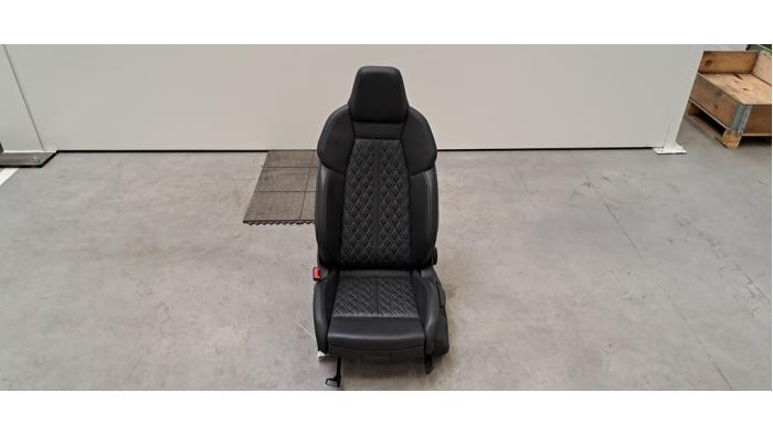 Siège gauche Audi S3