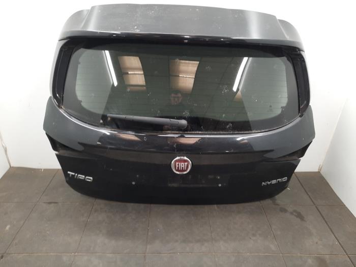 Hayon Fiat Tipo