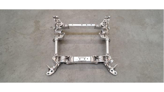 Faux châssis Audi Q8