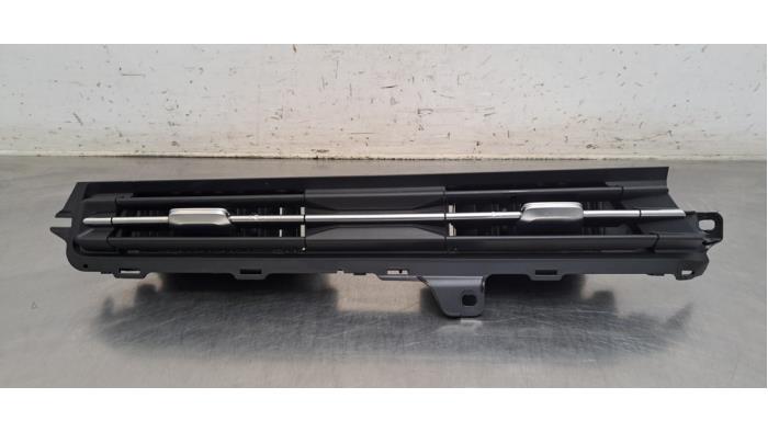 Grille aération tableau de bord Audi S3