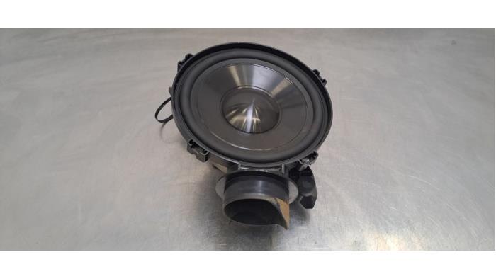 Caisson de graves Audi S3