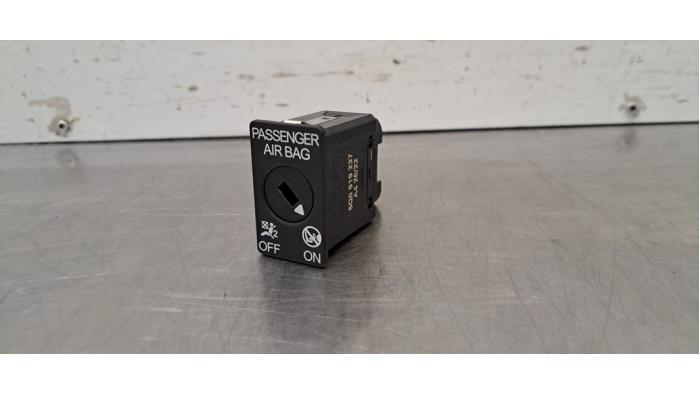 Verrouillage airbag Audi Q8