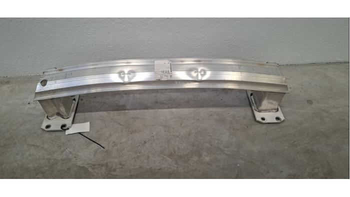 Cadre pare-chocs arrière Audi Q8