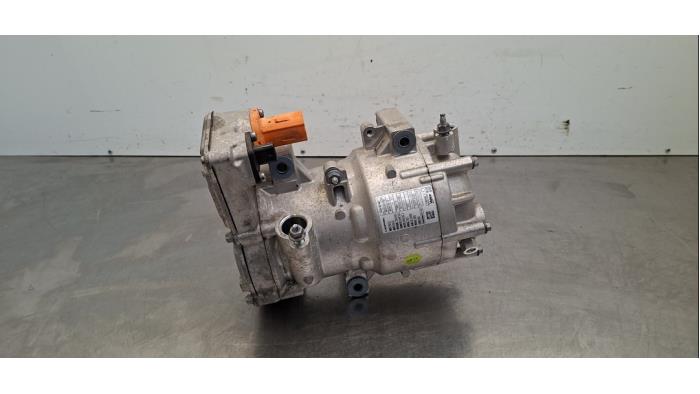 Pompe clim Peugeot 5008